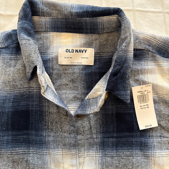 Old Navy Blue Plaid Button-down shirt, brand NEW with tags on. - Picture 2 of 3